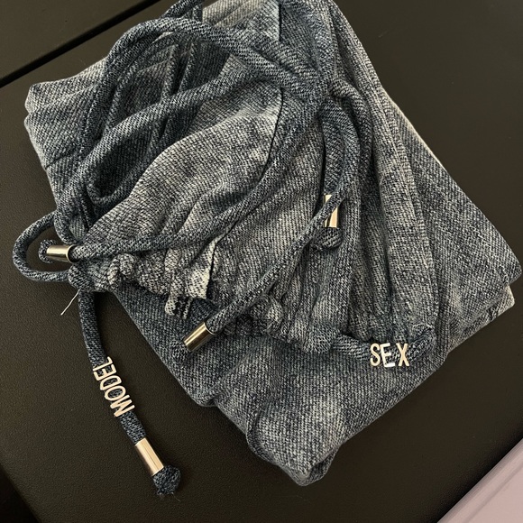 SOLD - Picture 3 of 6